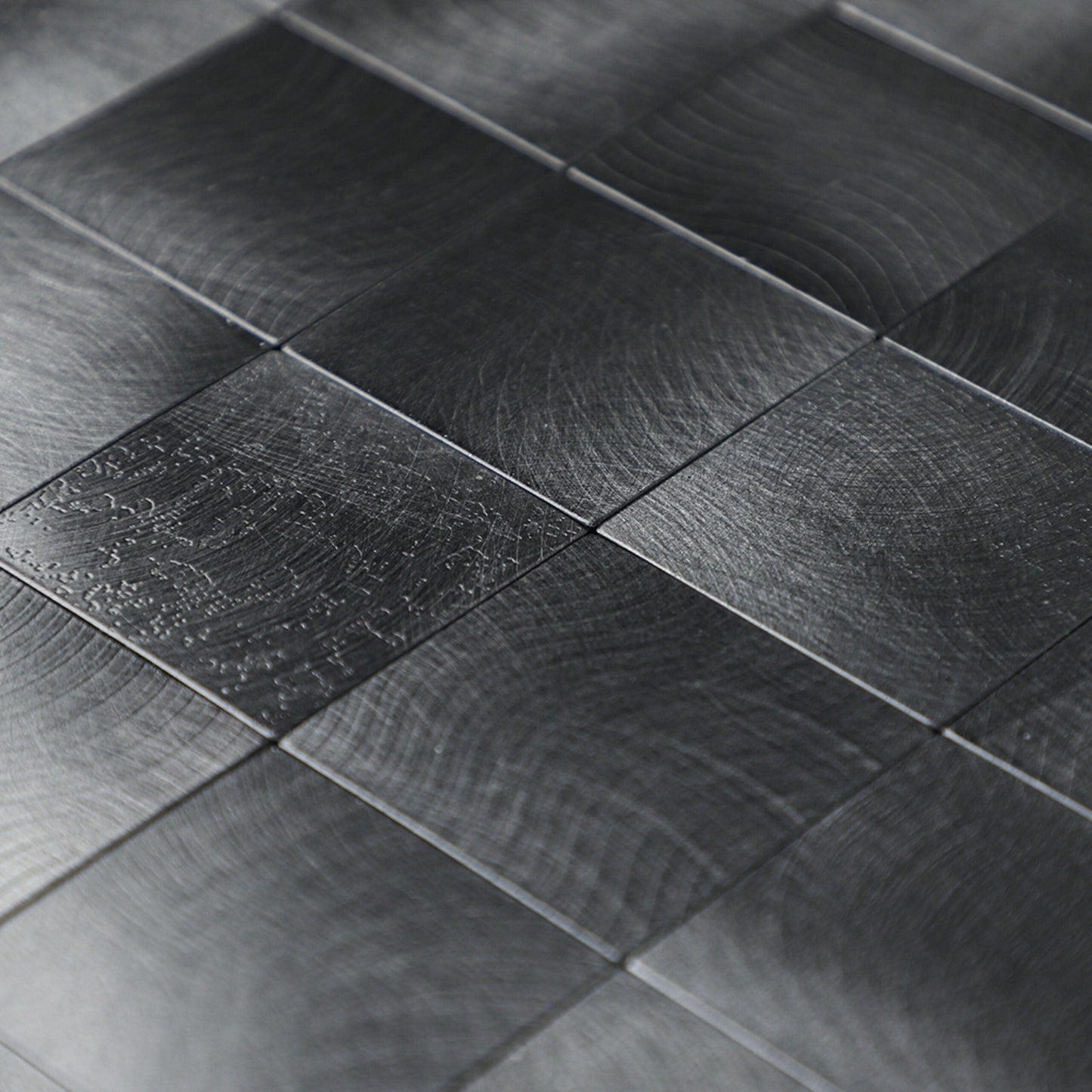 Selbstklebende Fliesen - Brushed Black - 30,5 x 30,5 cm - Bild 5